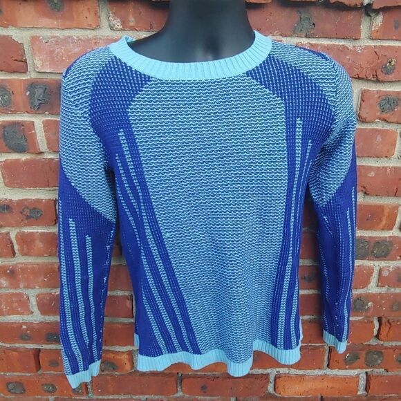 Blue sweater  - Picture 1 of 6